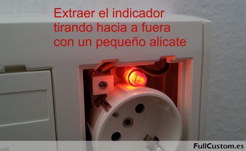 Extraer el indicador basta con tirar hacia a fuera de él con un pequeño alicate y listo