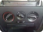 Sustituir bombilla de la iluminación del propio mando del aire acondicionado en los Seat Toledo MK2 y Seat León MK1